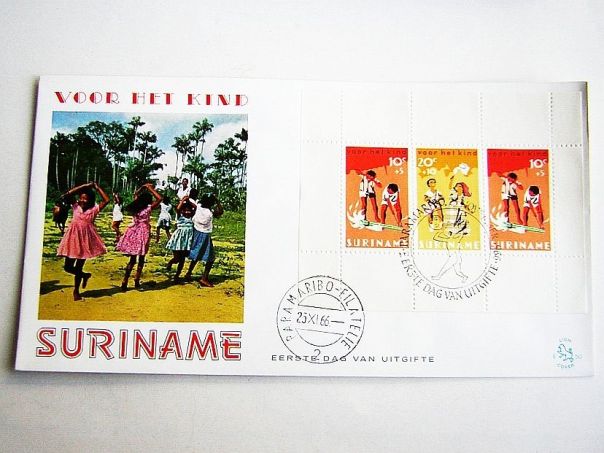 1966 Kinderzegels Blok Suriname - (5731)